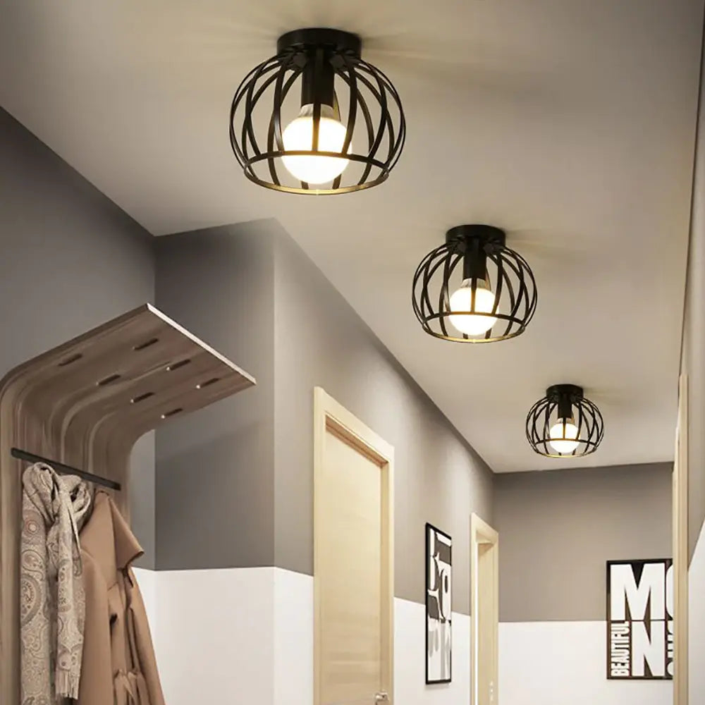 Lampa sufitowa ażurowa czarna