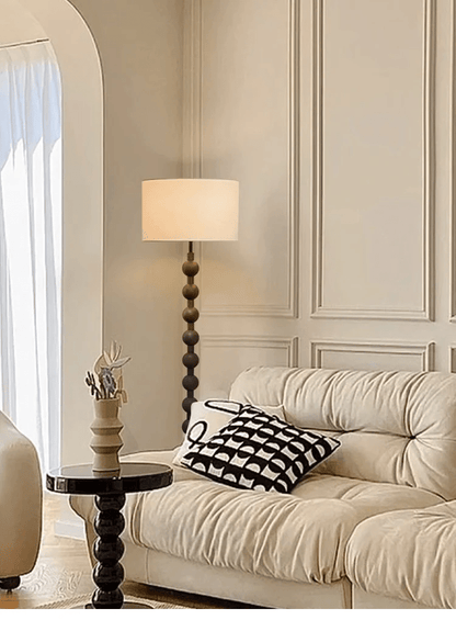 Lampa podłogowa styl Japandi
