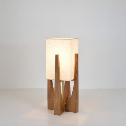 Lampadaire en bois avec abat-jour