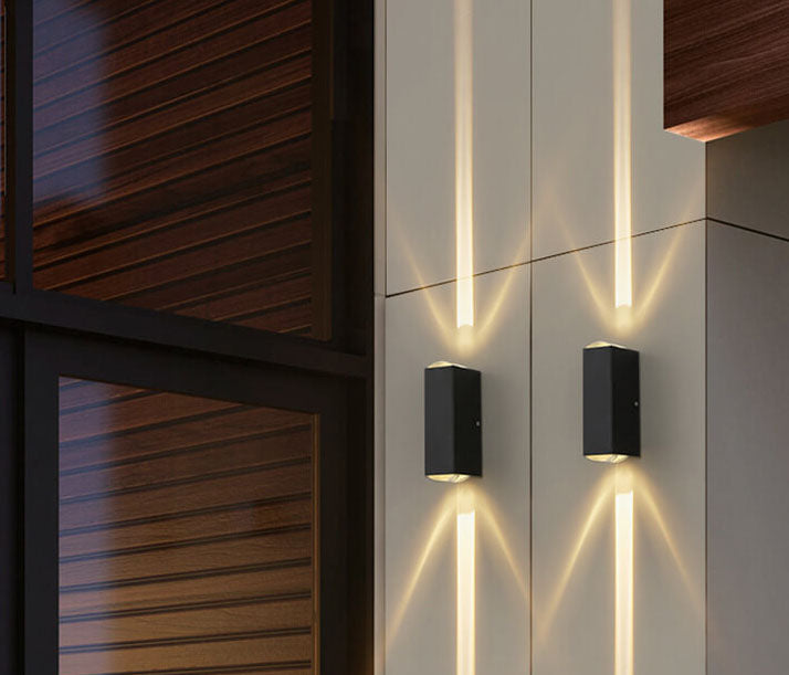 LED outdoor wall light