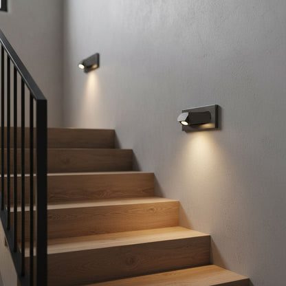 LED nástěnná lampička na čtení