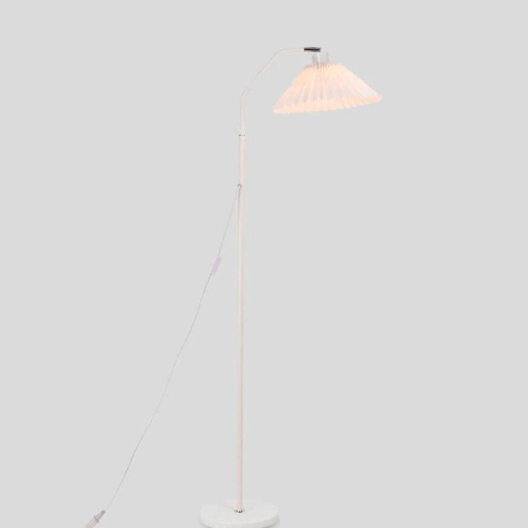 Lampa podłogowa plisowana