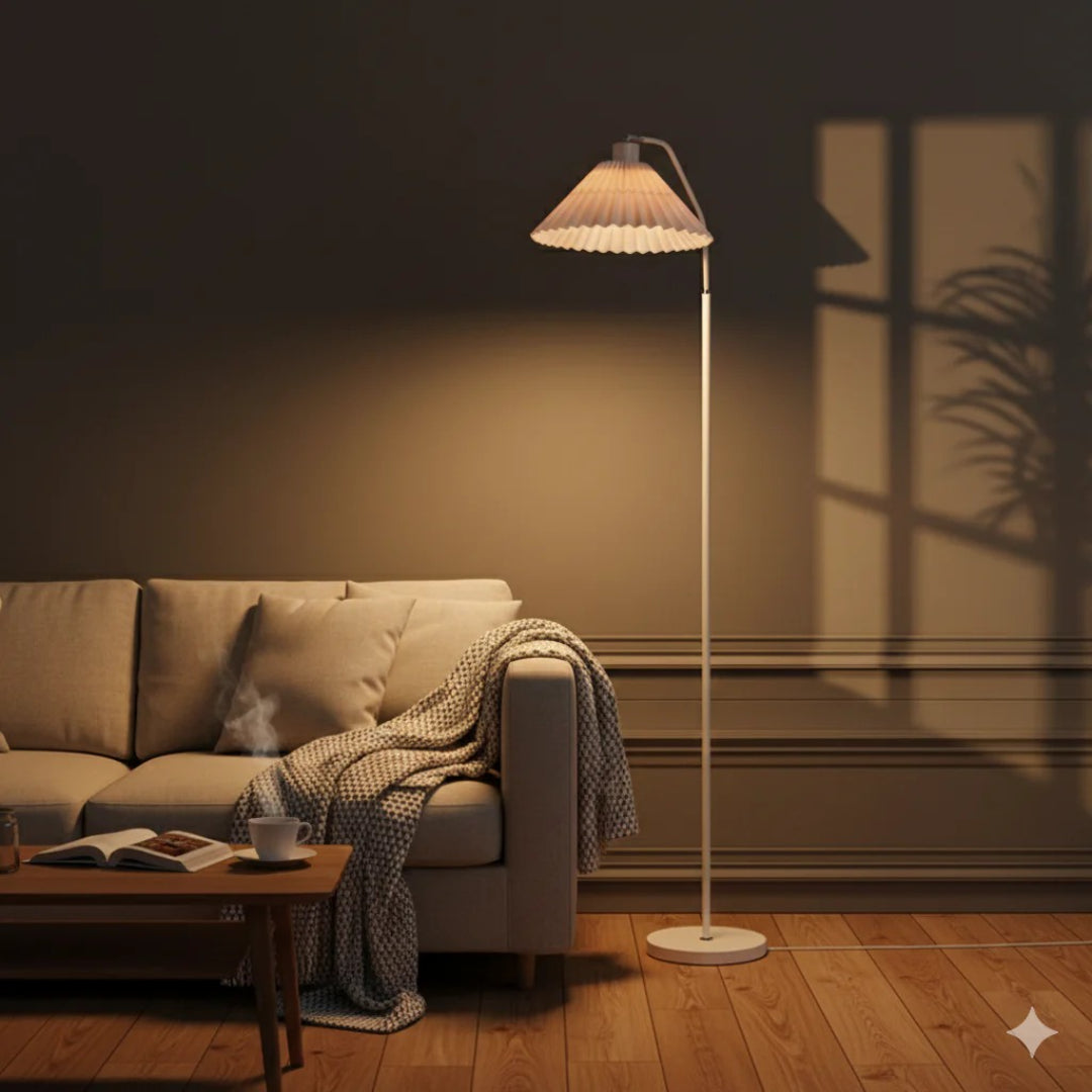 Lampa podłogowa plisowana