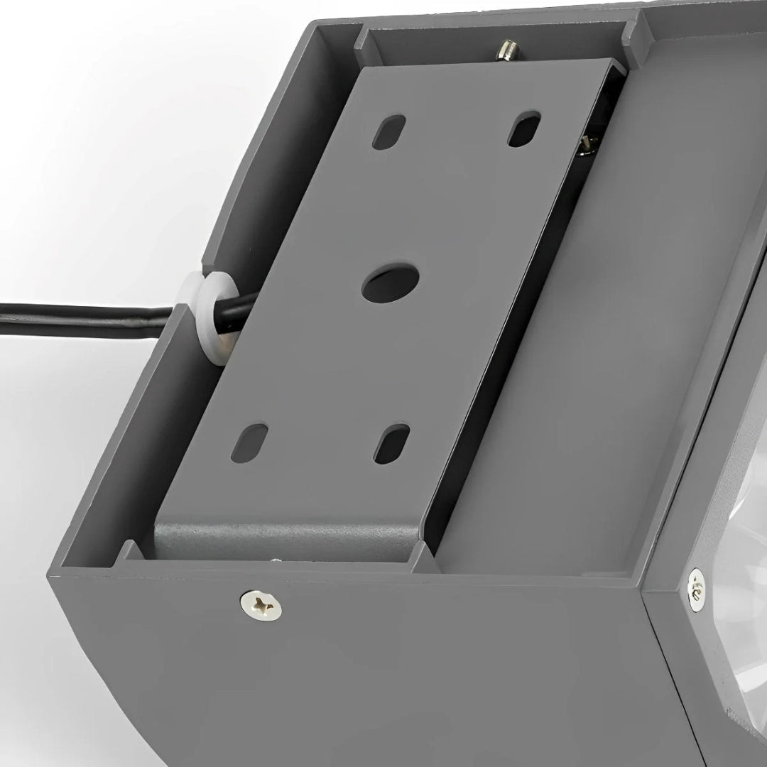 Outdoor LED wall lamp