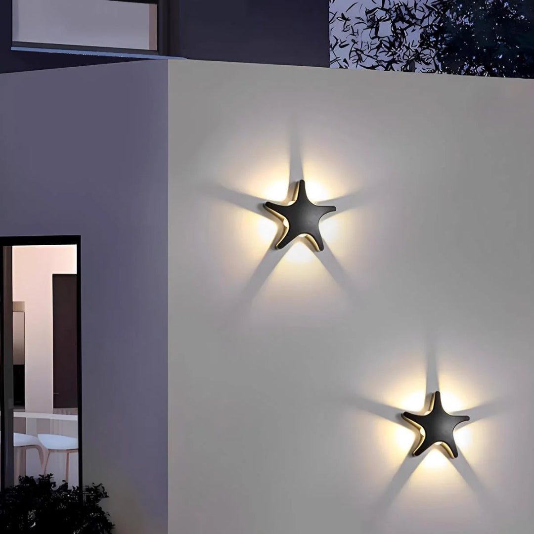 Outdoor LED wall lamp