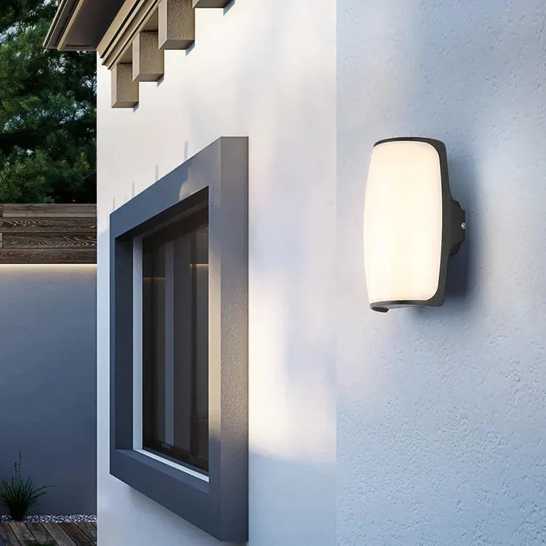 Lampa ścienna LED zewnętrzna