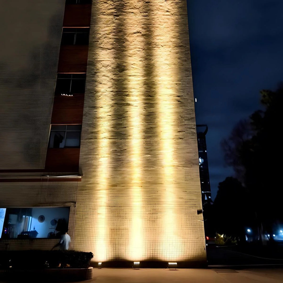 Outdoor LED wall lamp