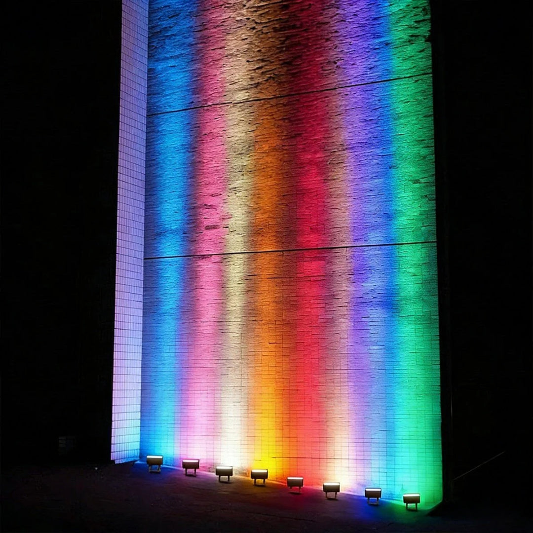 Outdoor LED wall lamp