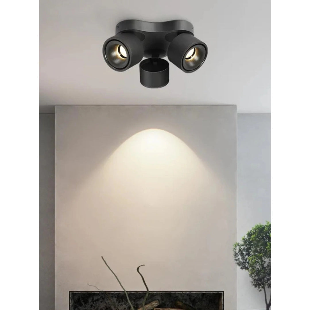 Stropní lampa se 3 reflektory