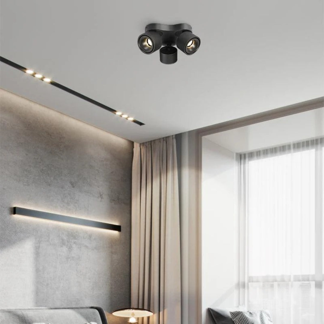Stropní lampa se 3 reflektory