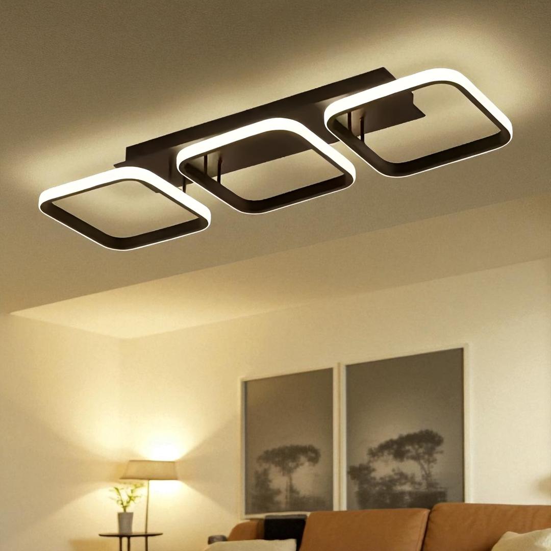 Plafonnier LED à trois abat-jour