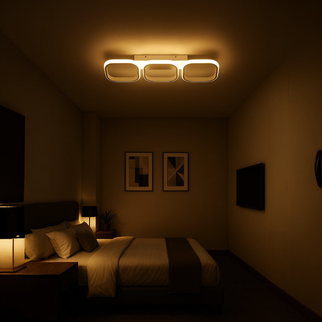 Plafonnier LED à trois abat-jour