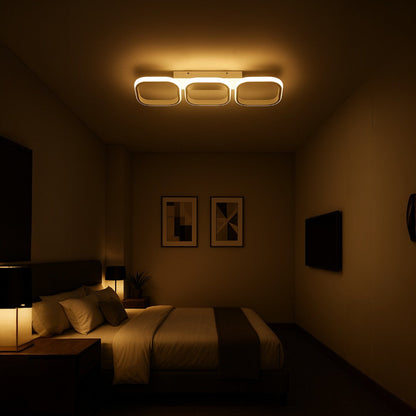 Plafonnier LED à trois abat-jour