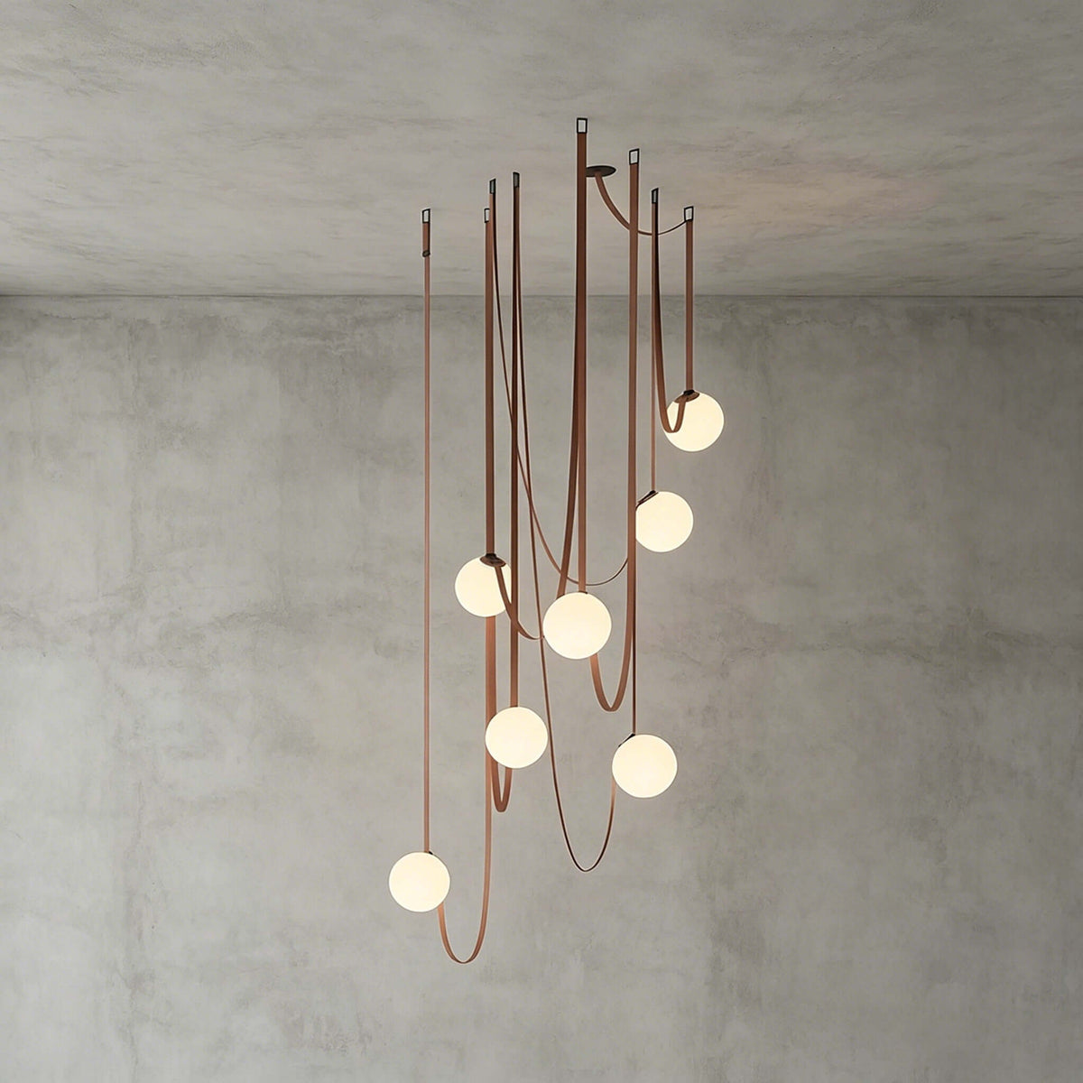 Lampa sufitowa z kulistymi kloszami