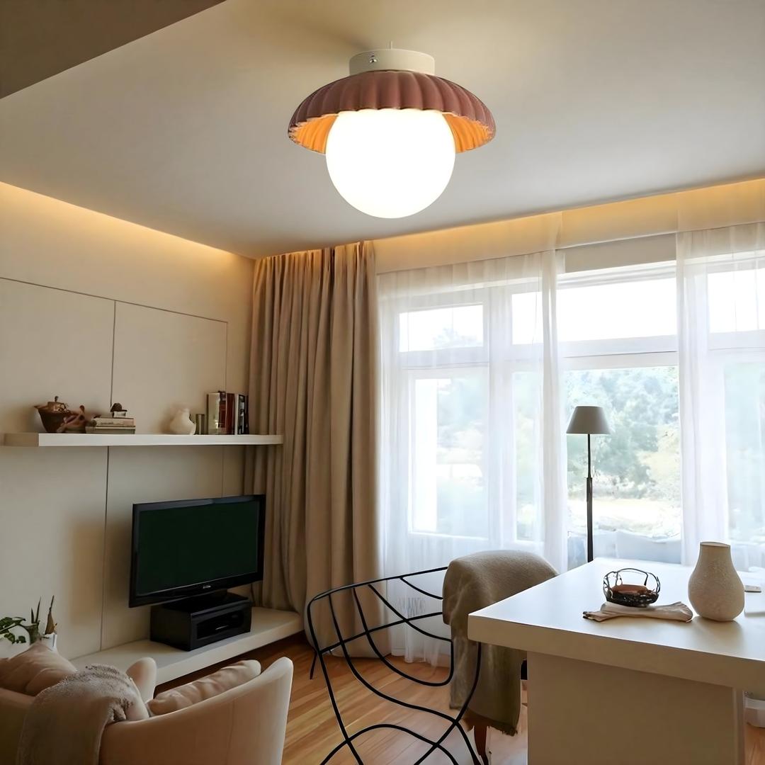 Lampa sufitowa z kloszem muszlowym