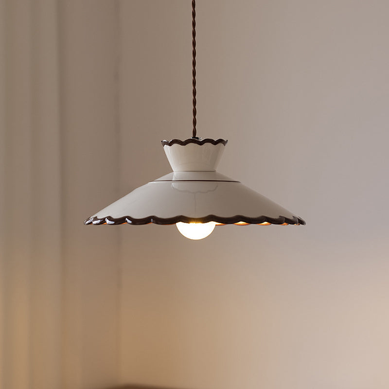 Lampa wisząca ceramiczna falbankowa