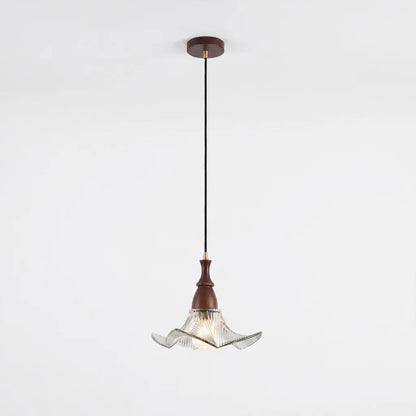 Lampa wisząca kwiatowy klosz