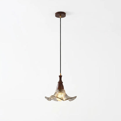 Lampa wisząca kwiatowy klosz
