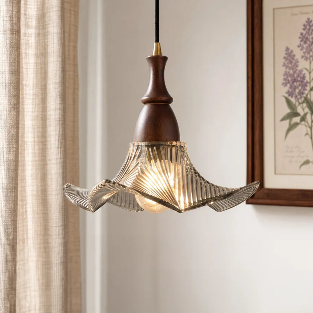 Lampa wisząca kwiatowy klosz