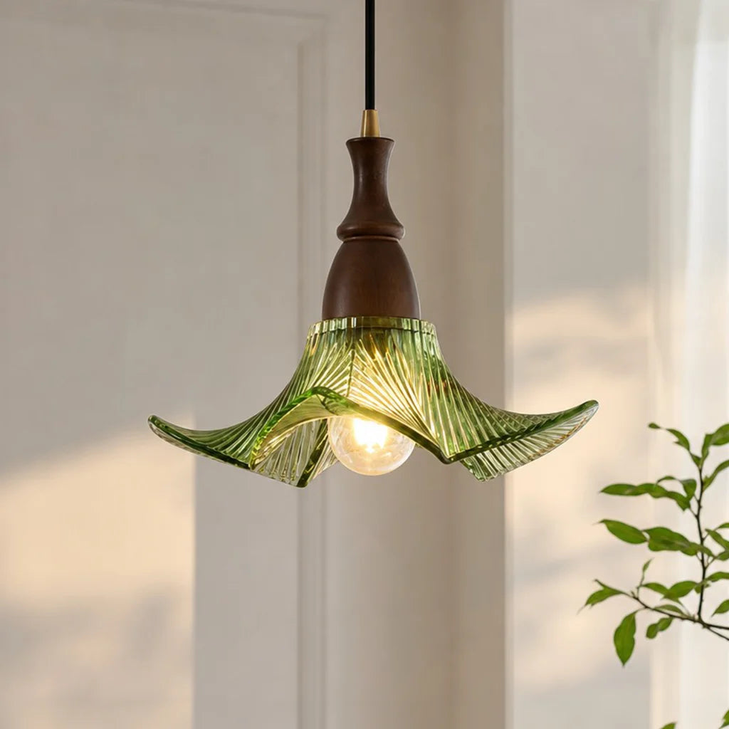 Lampa wisząca kwiatowy klosz