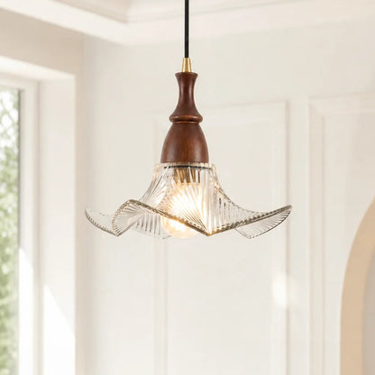 Lampa wisząca kwiatowy klosz