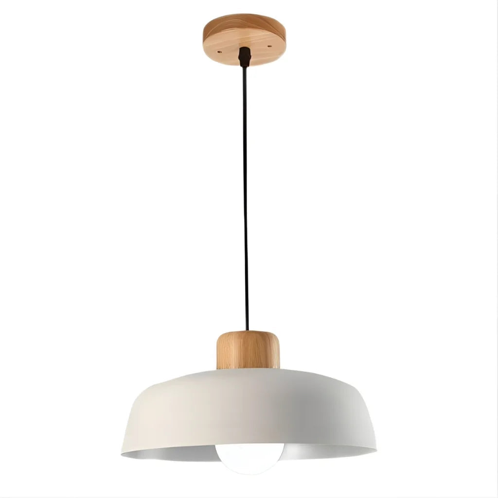 Lampa wisząca z drewnianym elementem
