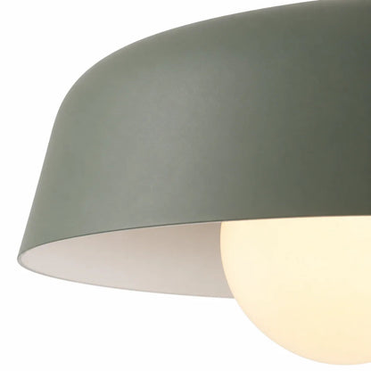 Lampa wisząca z drewnianym elementem