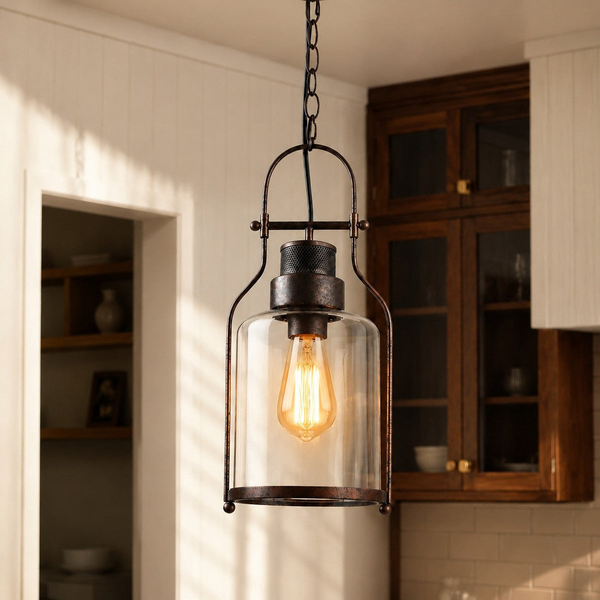 Lampa wisząca szklany klosz