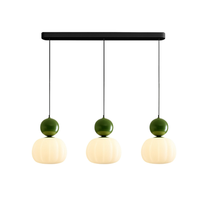 Lampe suspendue avec une boule colorée