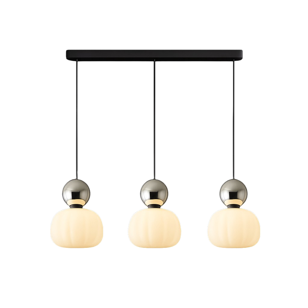 Lampe suspendue avec une boule colorée