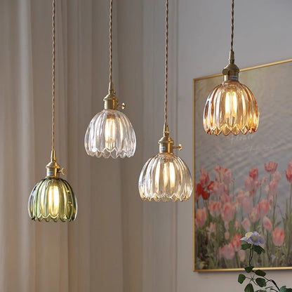 Lampe suspendue à abat-jour cannelé