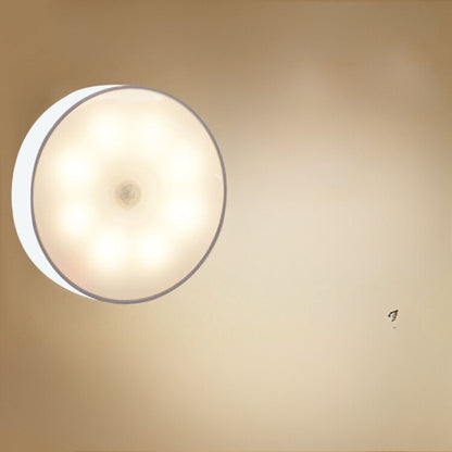 Motion sensor bedside lamp