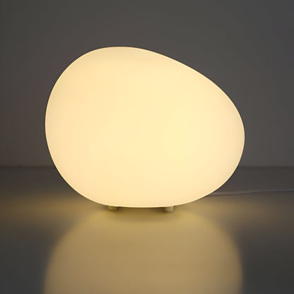 Stolní LED lampa ve tvaru kamene