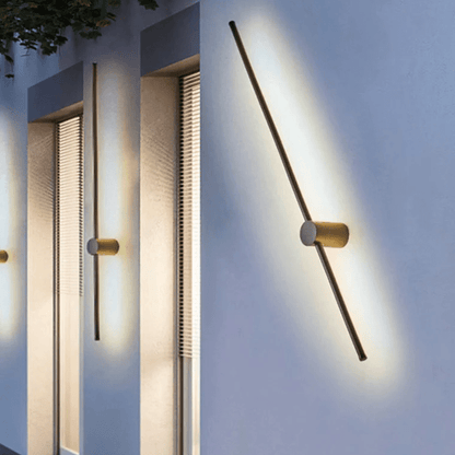 Venkovní lineární LED svítidlo na fasádu