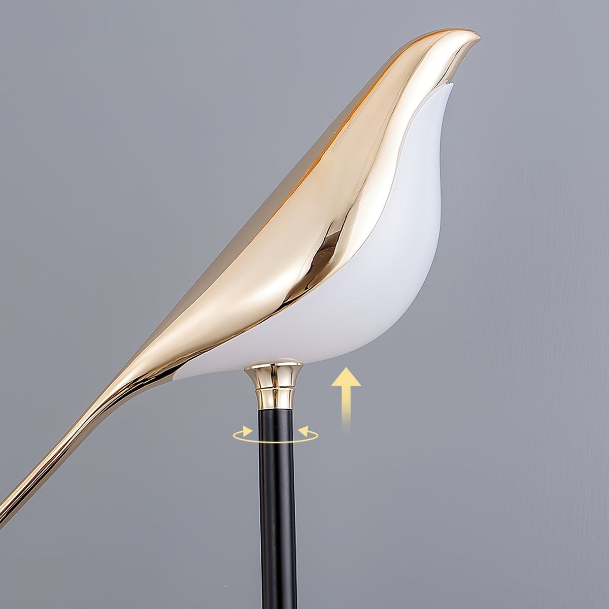 Floor lamp with a bird motif