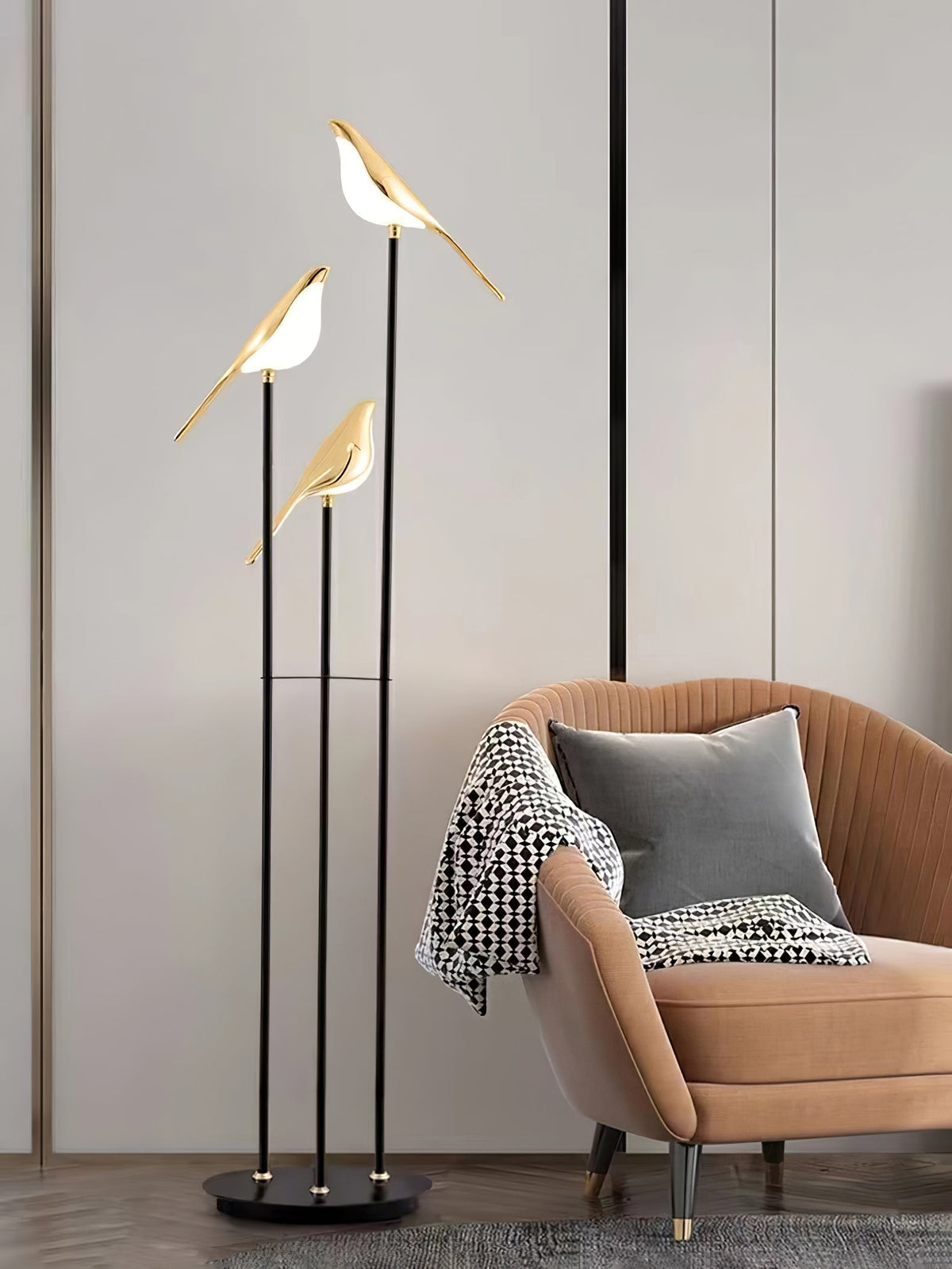 Floor lamp with a bird motif