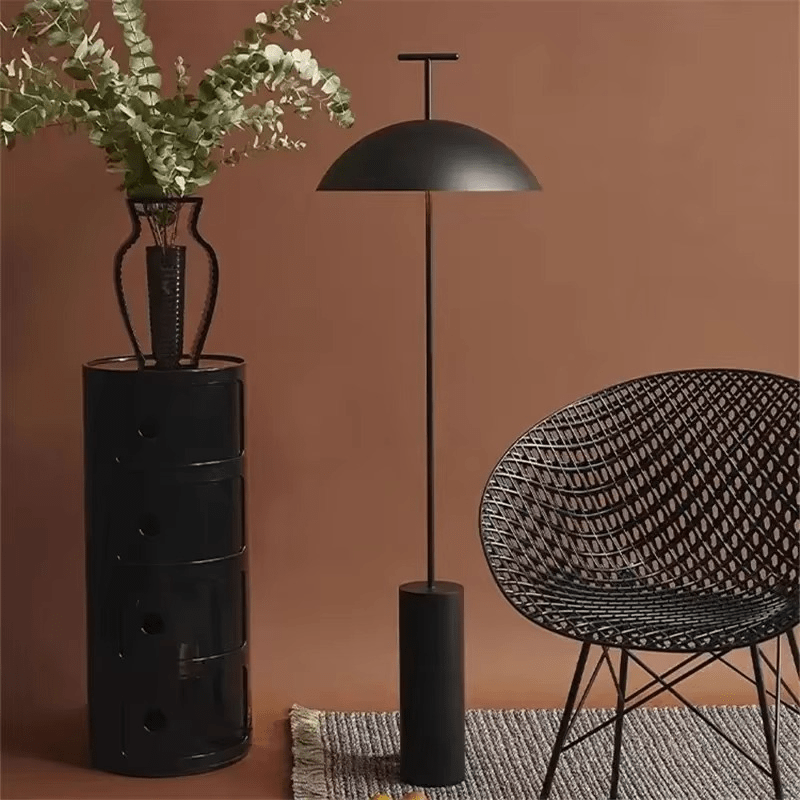 LED stojací lampa typu wig