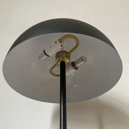 LED stojací lampa typu wig