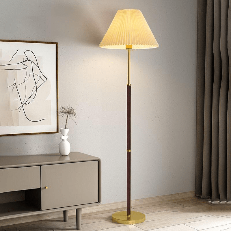 Lampa podłogowa z papierowym kloszem