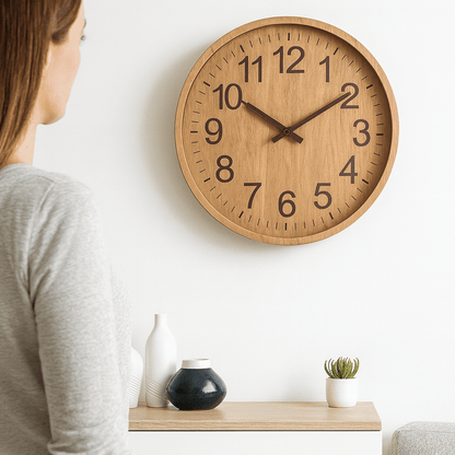 Horloge murale imitation bois silencieuse