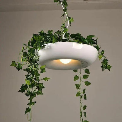 Lampa wisząca z doniczką