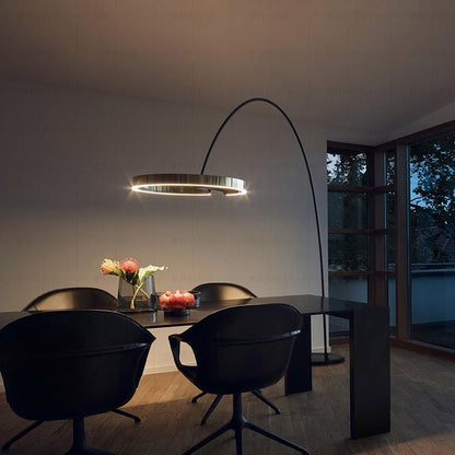 Scandinavian lamp with adjustable height