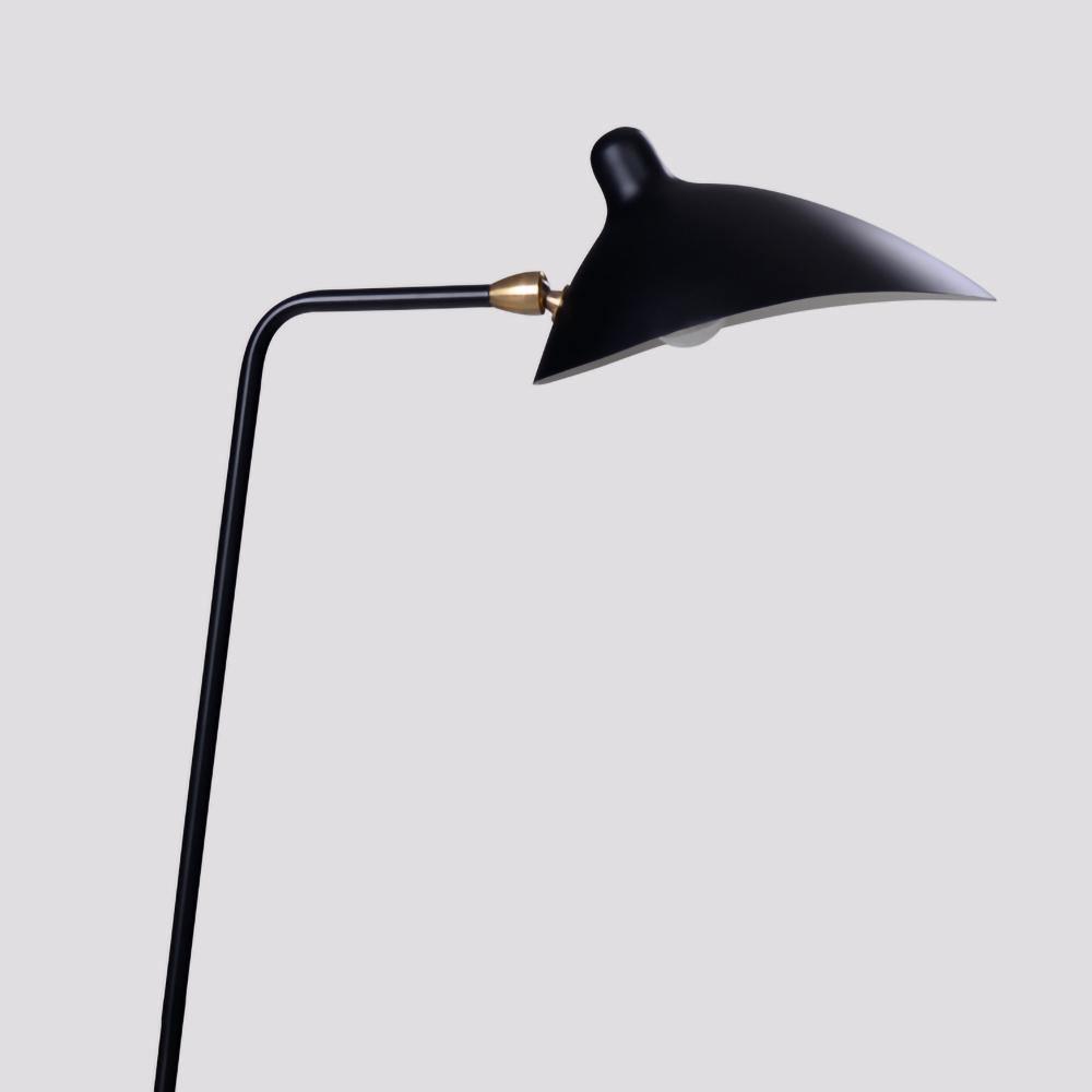 Tříramenná stojací lampa