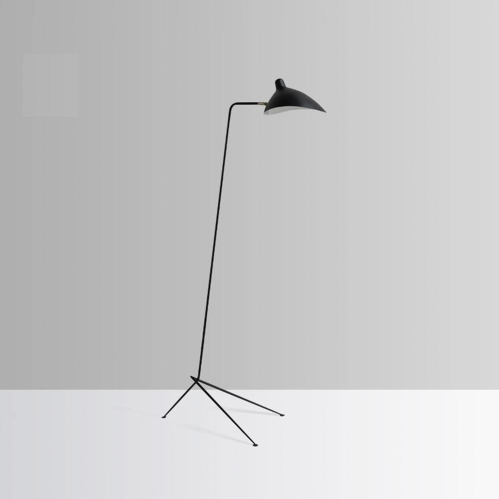 Tříramenná stojací lampa