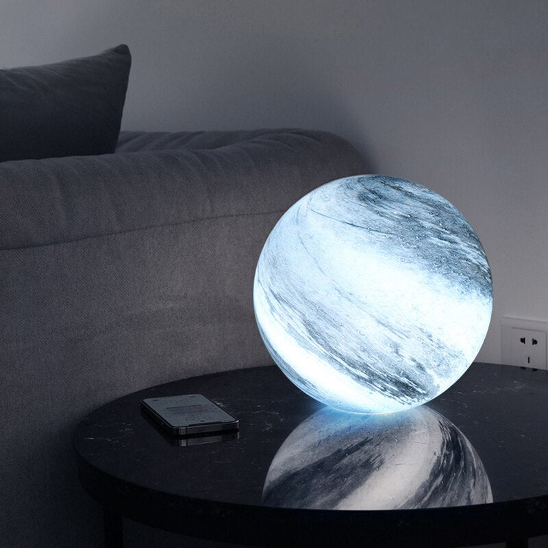 Szklana lampka księżyc LED