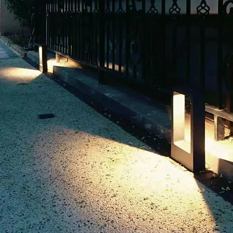 LED ground light for pathways