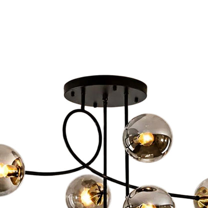 Stropní lampa se 6 světelnými zdroji a stínidly