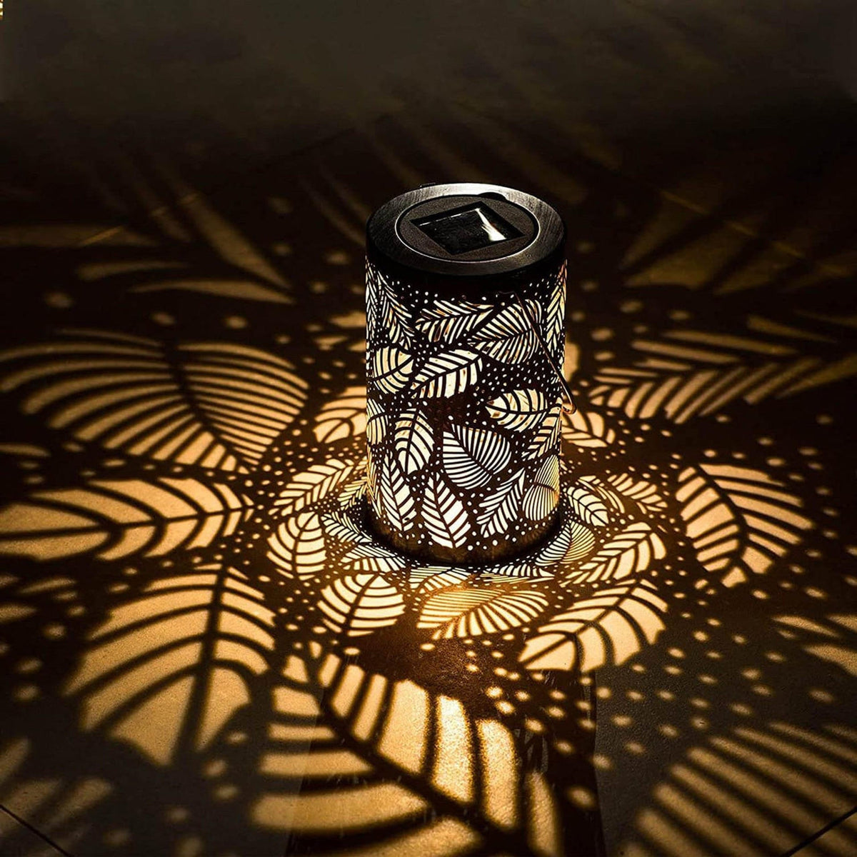 Dekorativní LED lampa ve tvaru listů