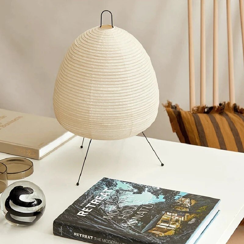 Stolní lampa s rýžovým papírovým stínidlem