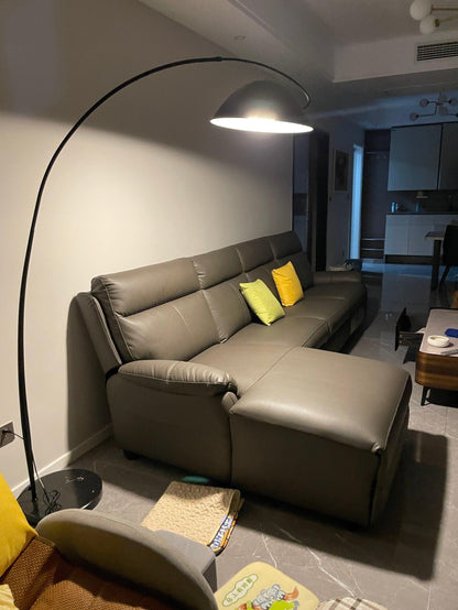 Nastavitelná oblouková stojací lampa